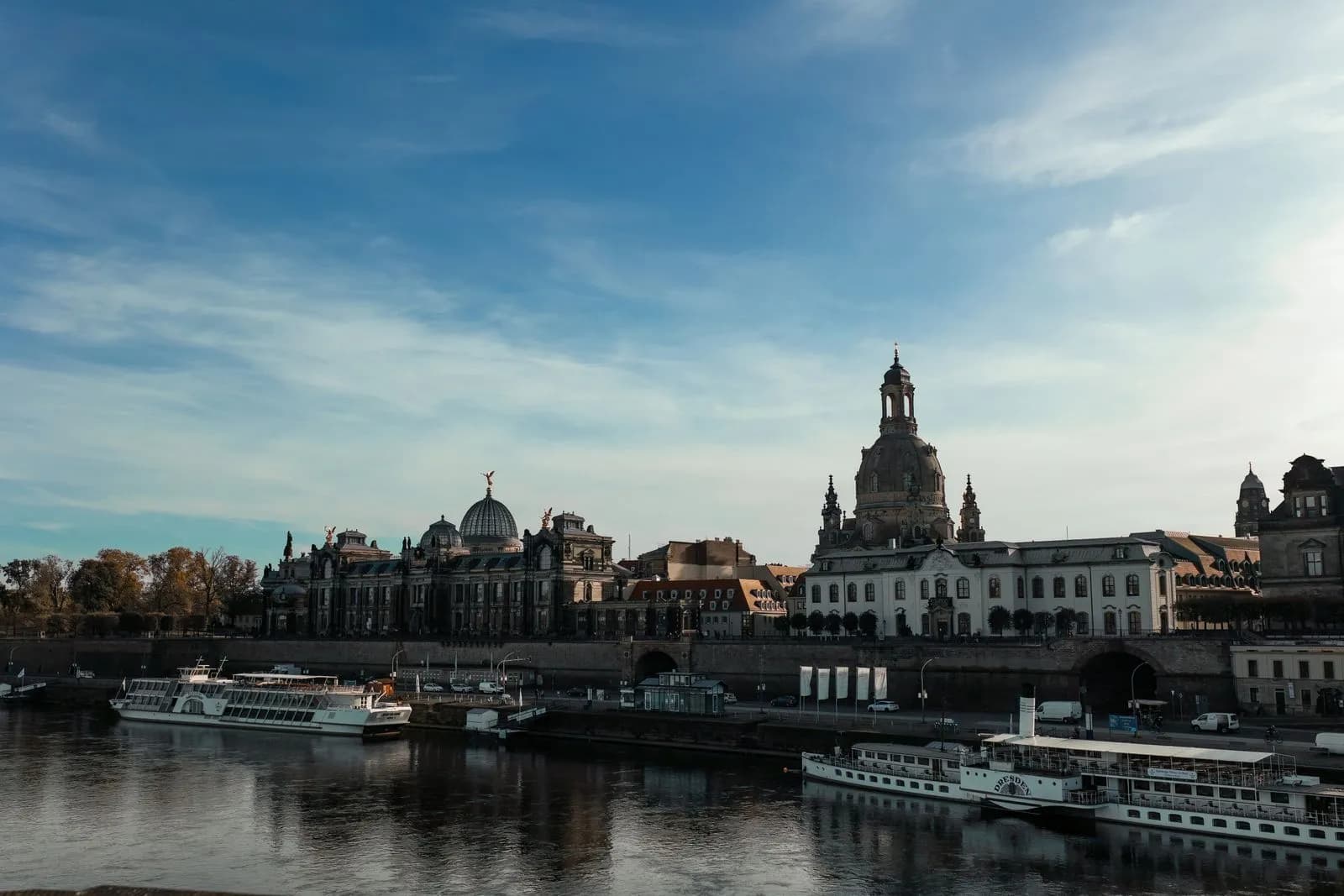 Dresde - skyline baroque sur l'Elbe